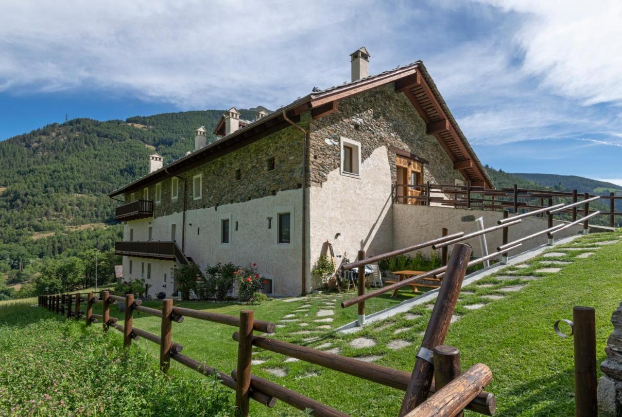 Maison Marcoz - Appartamenti Vacanze Этрубль Экстерьер фото