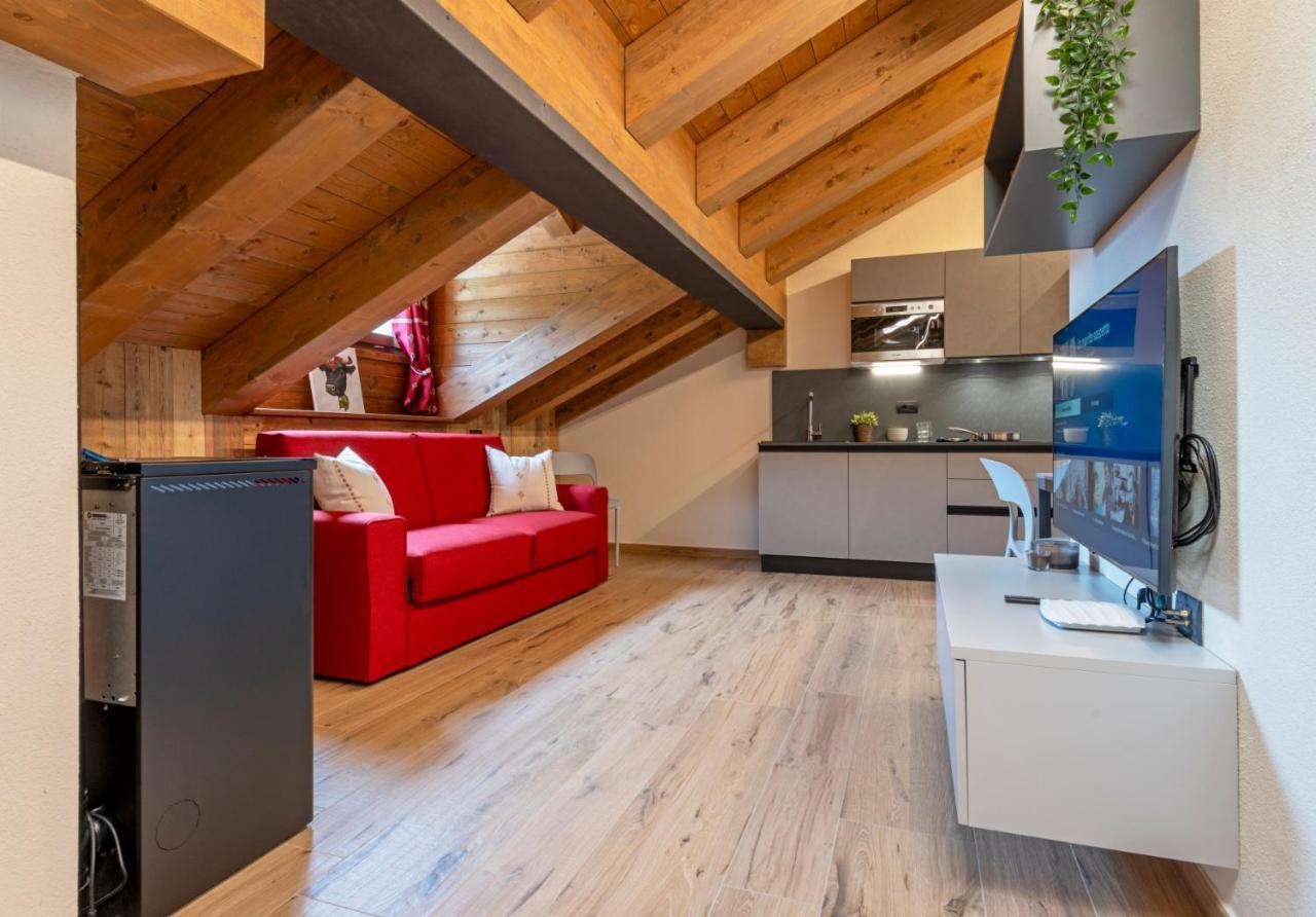 Maison Marcoz - Appartamenti Vacanze Этрубль Экстерьер фото